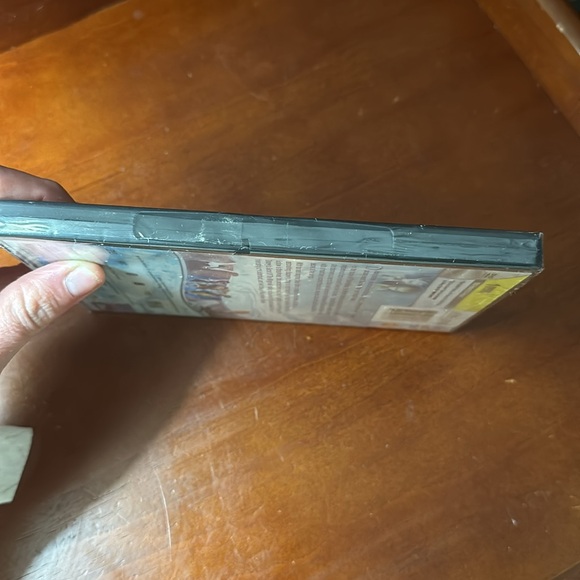 Disney Secret of the Wings DVD NIB - Picture 4 of 5